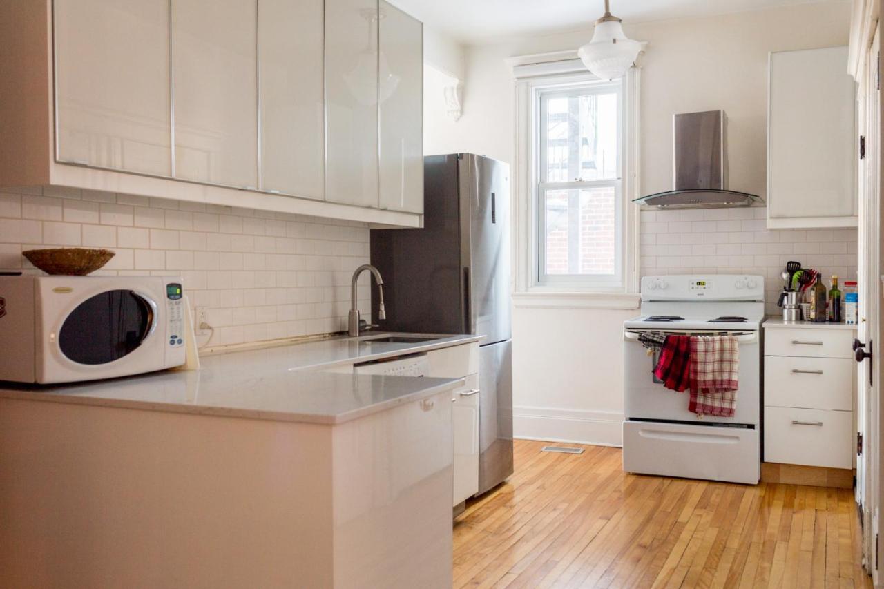 Le 9 Et Demi Panzió Montréal Kültér fotó